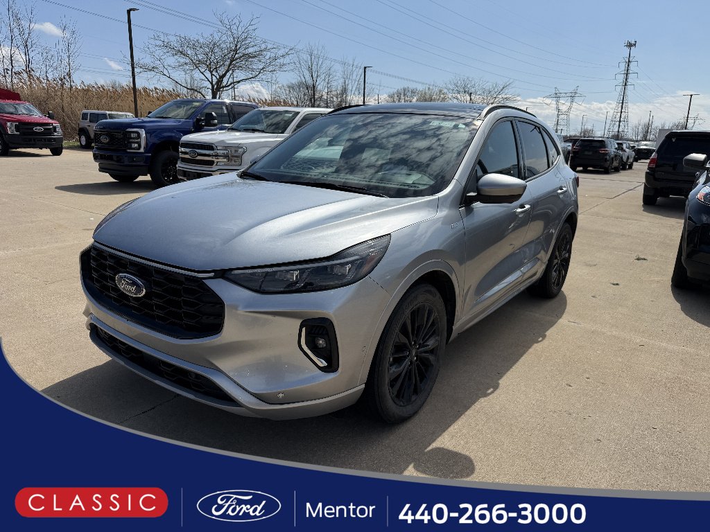 2023 Ford Escape ST-Line Elite