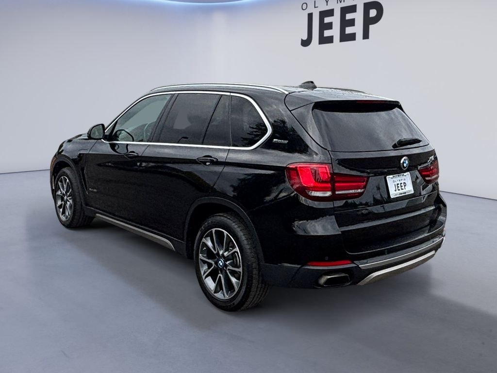 Used 2018 Black BMW xDrive40e image 3