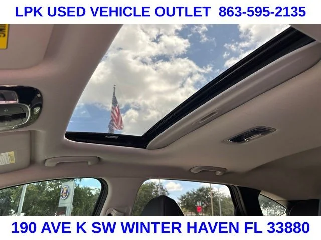 Used 2023 Gray Hyundai SEL image 11