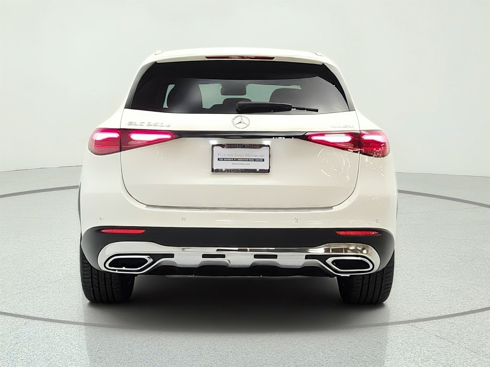 Used 2025 Polar White Mercedes-Benz GLC 350e 4MATIC® SUV image 6