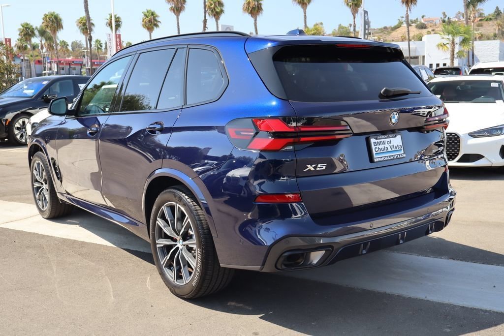Used 2024 Blue BMW sDrive40i image 8