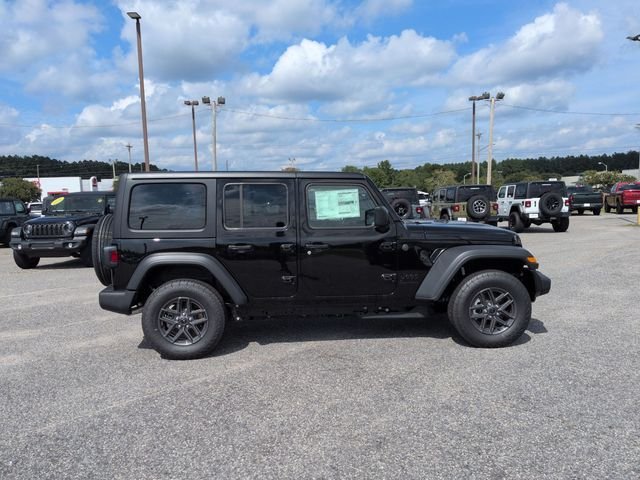 New 2026 Black Clear-Coat Exterior Paint Jeep Sport S image 4
