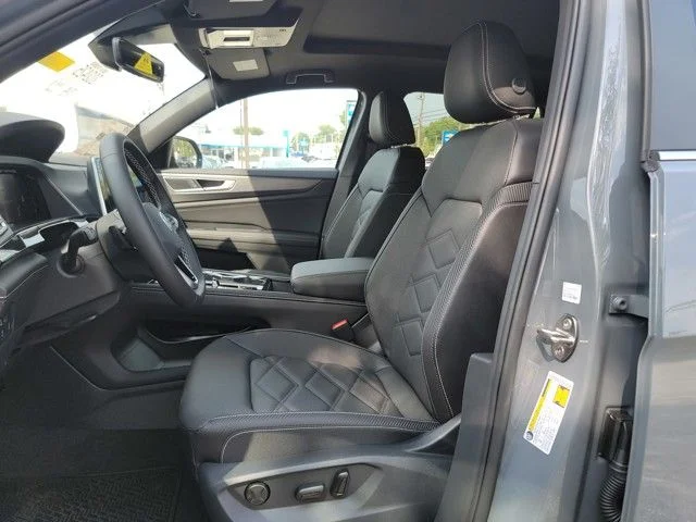 2026 Volkswagen Atlas Cross Sport SE w/Tech - Photo 13