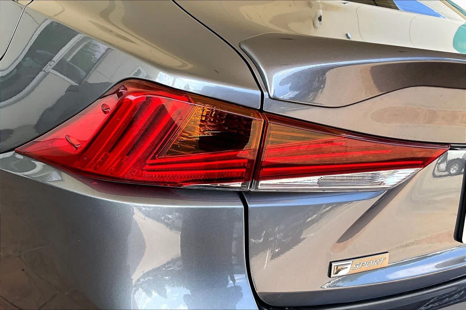 Used 2018 Nebula Gray Pearl Lexus  image 27