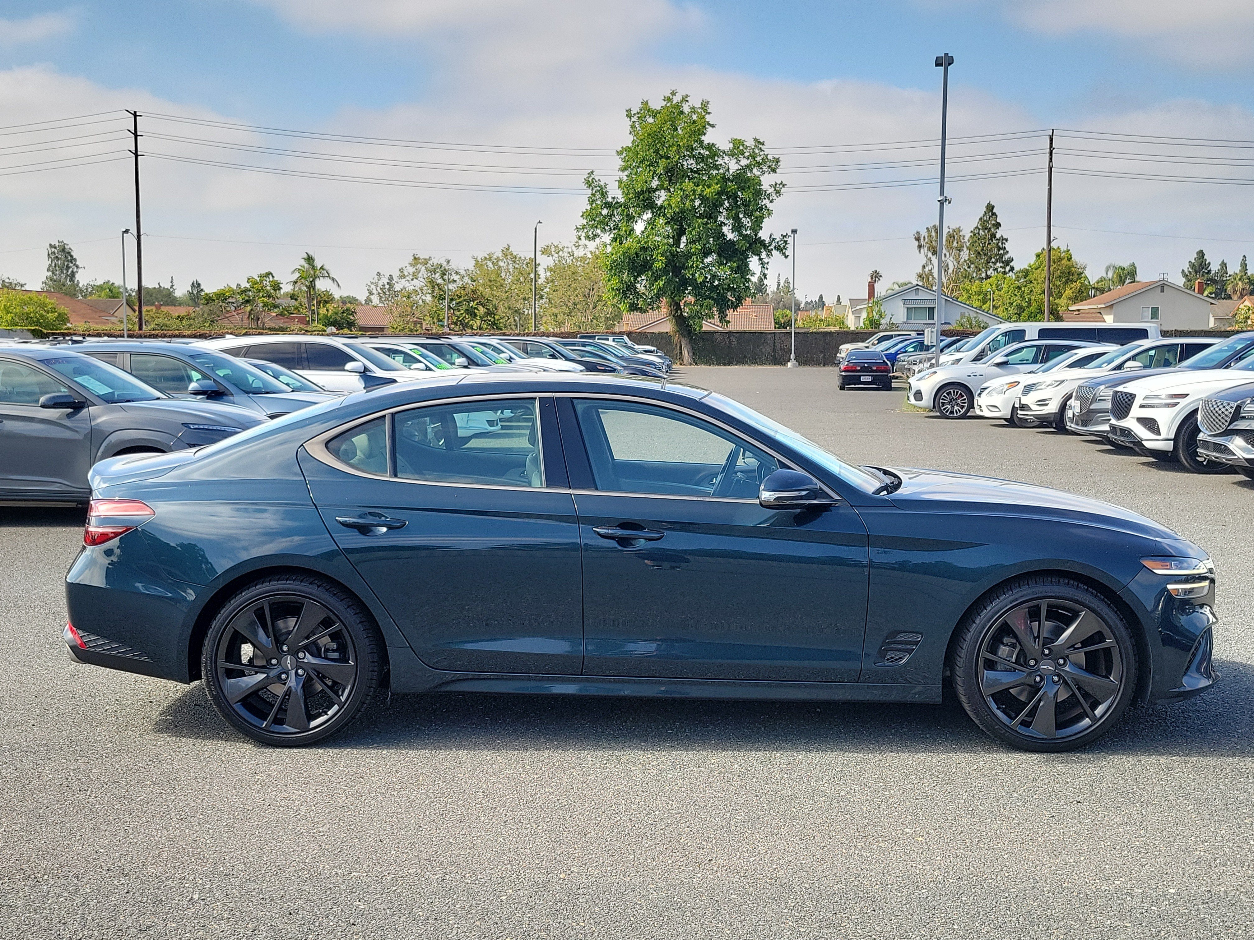 Used 2023 Tasman Blue Genesis 2.0T image 5