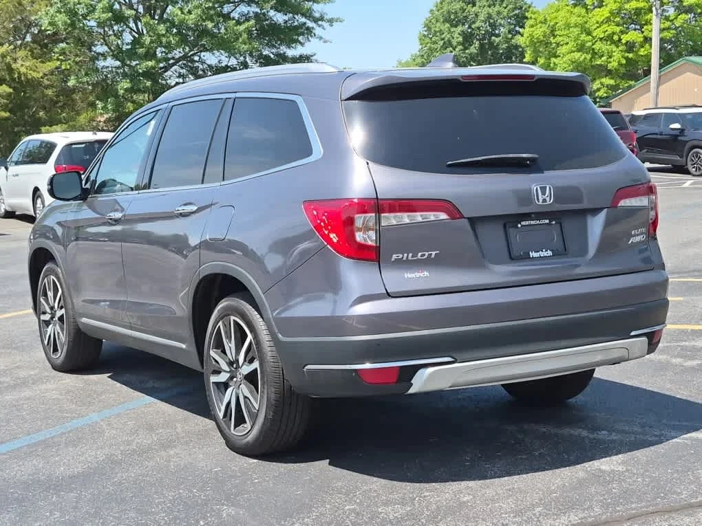 Used 2019 Modern Steel Metallic Honda Elite image 4