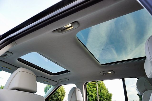 Used 2024 Green Hyundai Calligraphy image 17