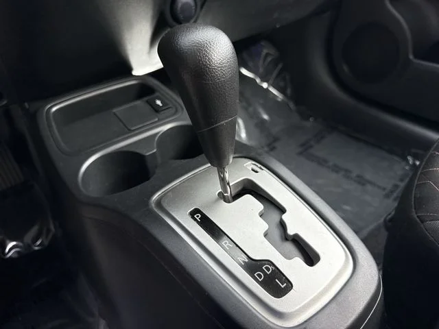 Used 2021 Red Mitsubishi  image 20