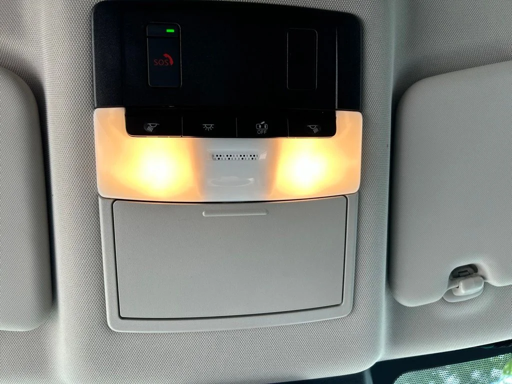 Used 2023 White Nissan SV image 23