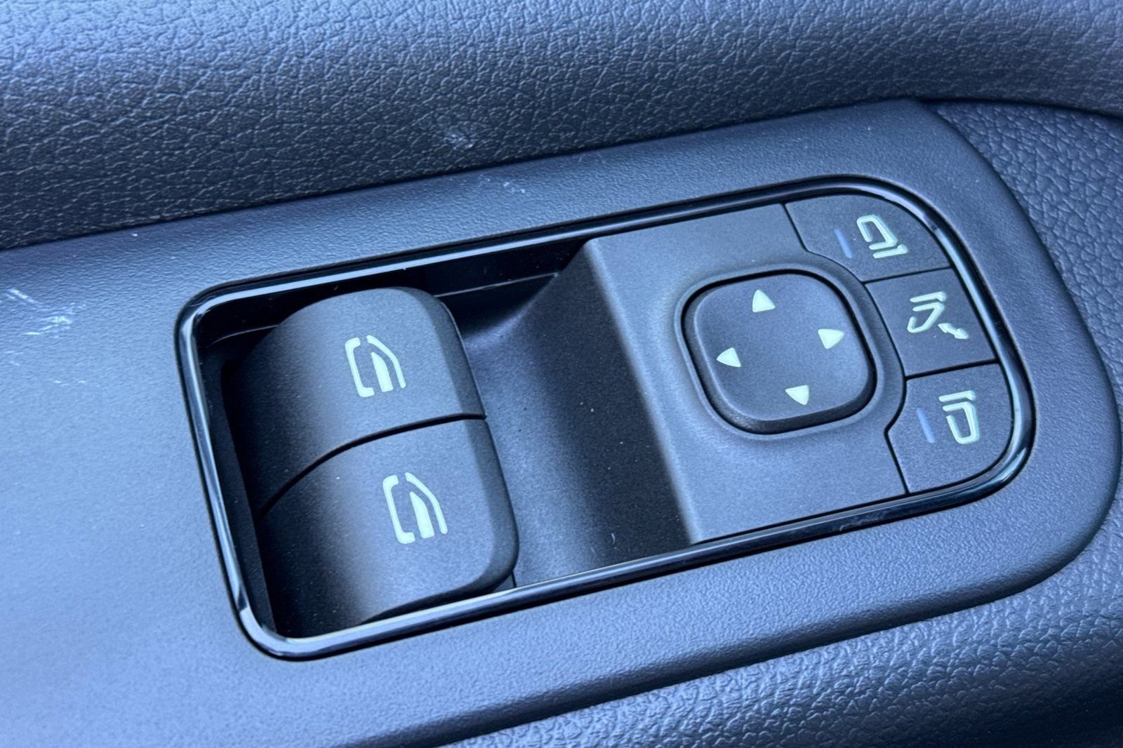 2025 Mercedes-Benz Sprinter Crew Van Base - Photo 14