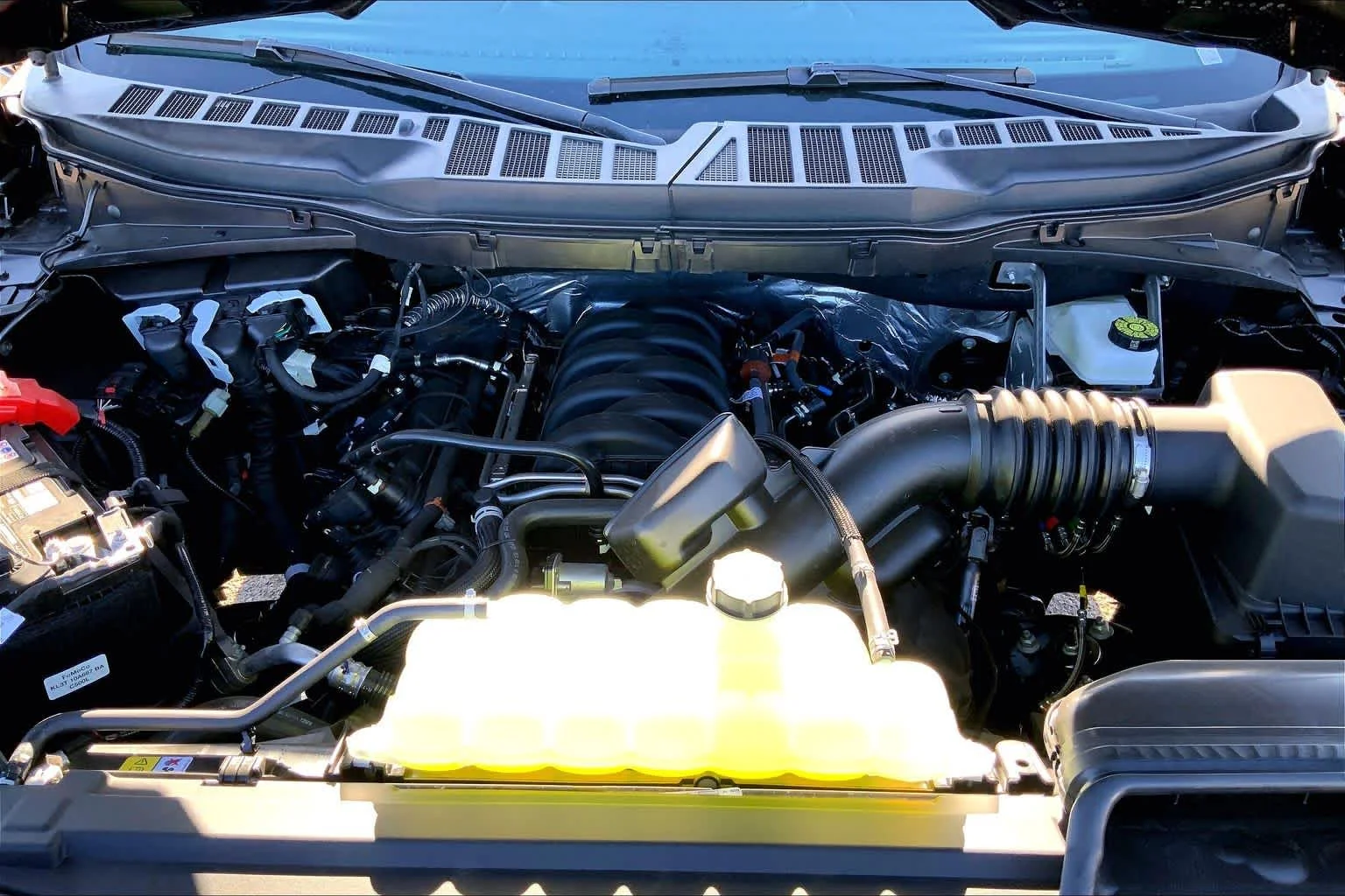 New 2026 Antimatter Blue Metallic Ford LARIAT image 16