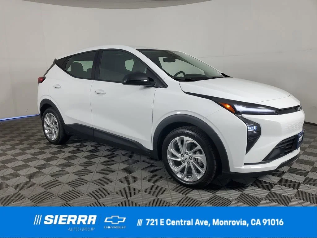 2027 Chevrolet Bolt EV LT Auto's photo