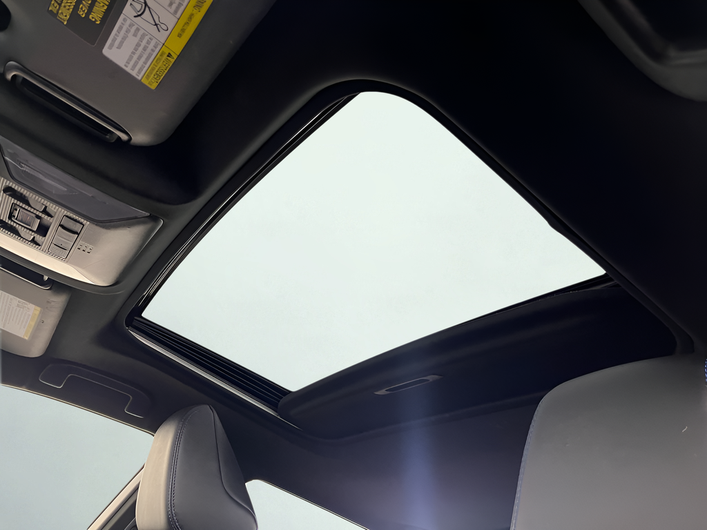 2019 Toyota RAV4 XSE - Photo 26
