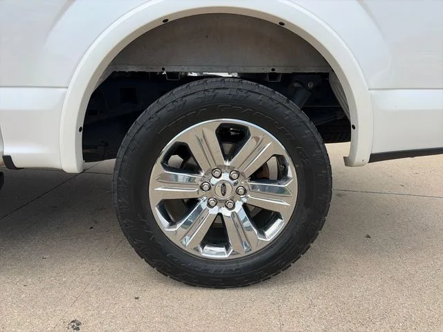 Used 2019 White Ford Lariat image 33