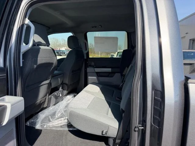New 2026 Carbonized Gray Metallic Ford F-250® XLT image 32