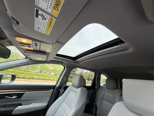 Used 2018  Honda Touring image 22