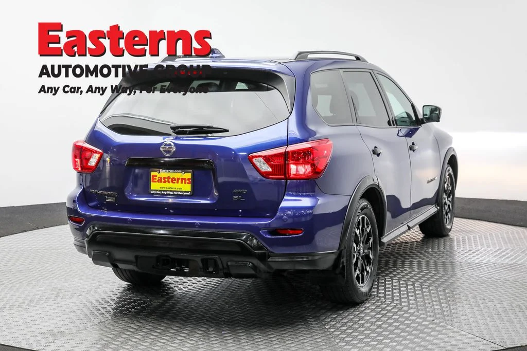 Used 2020 Blue Nissan SL image 5