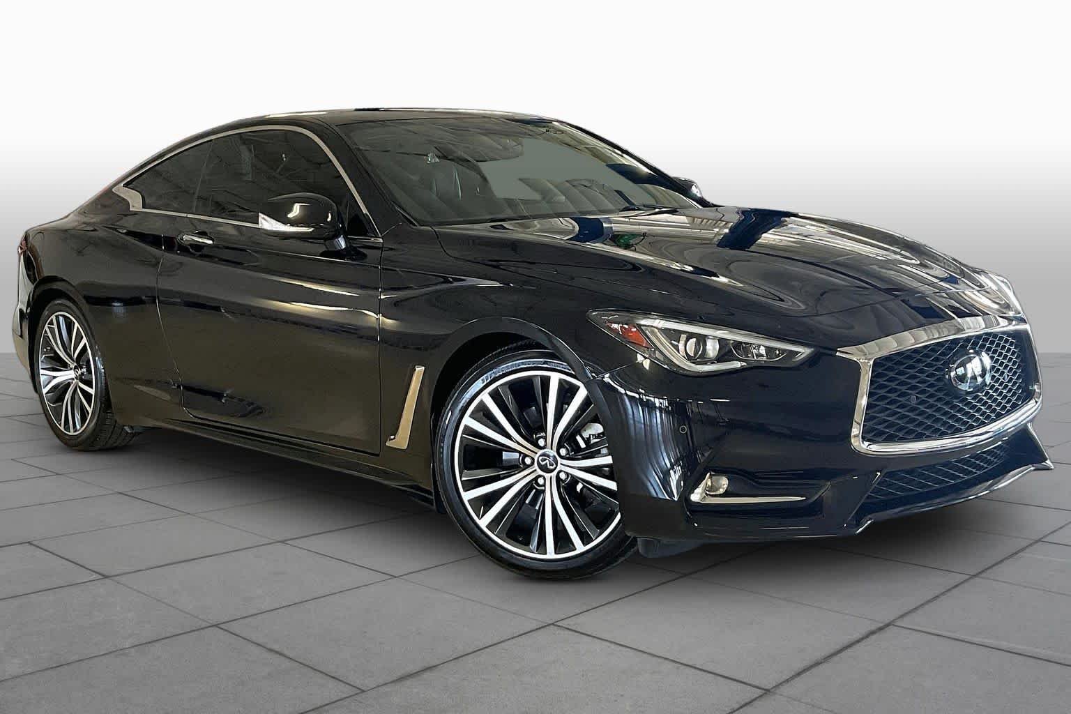 Pre-Owned 2022 INFINITI Q60 LUXE