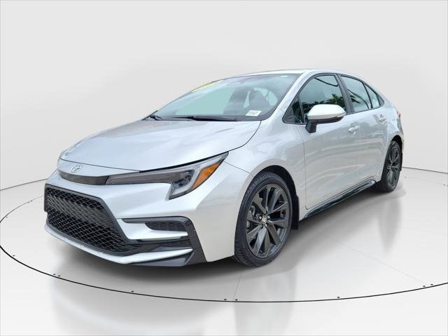 Certified Used 2024 SILVER ME. Toyota  image 3