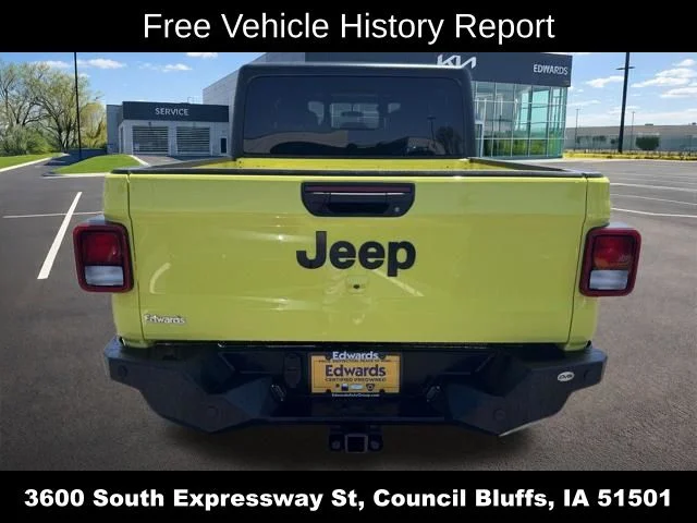 Used 2023 Yellow Jeep Sport S image 5