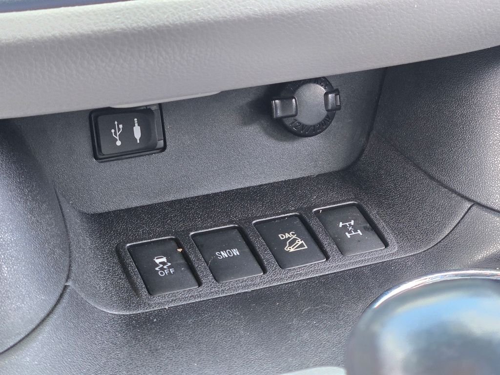 2015 Toyota Highlander LE Plus - Photo 37