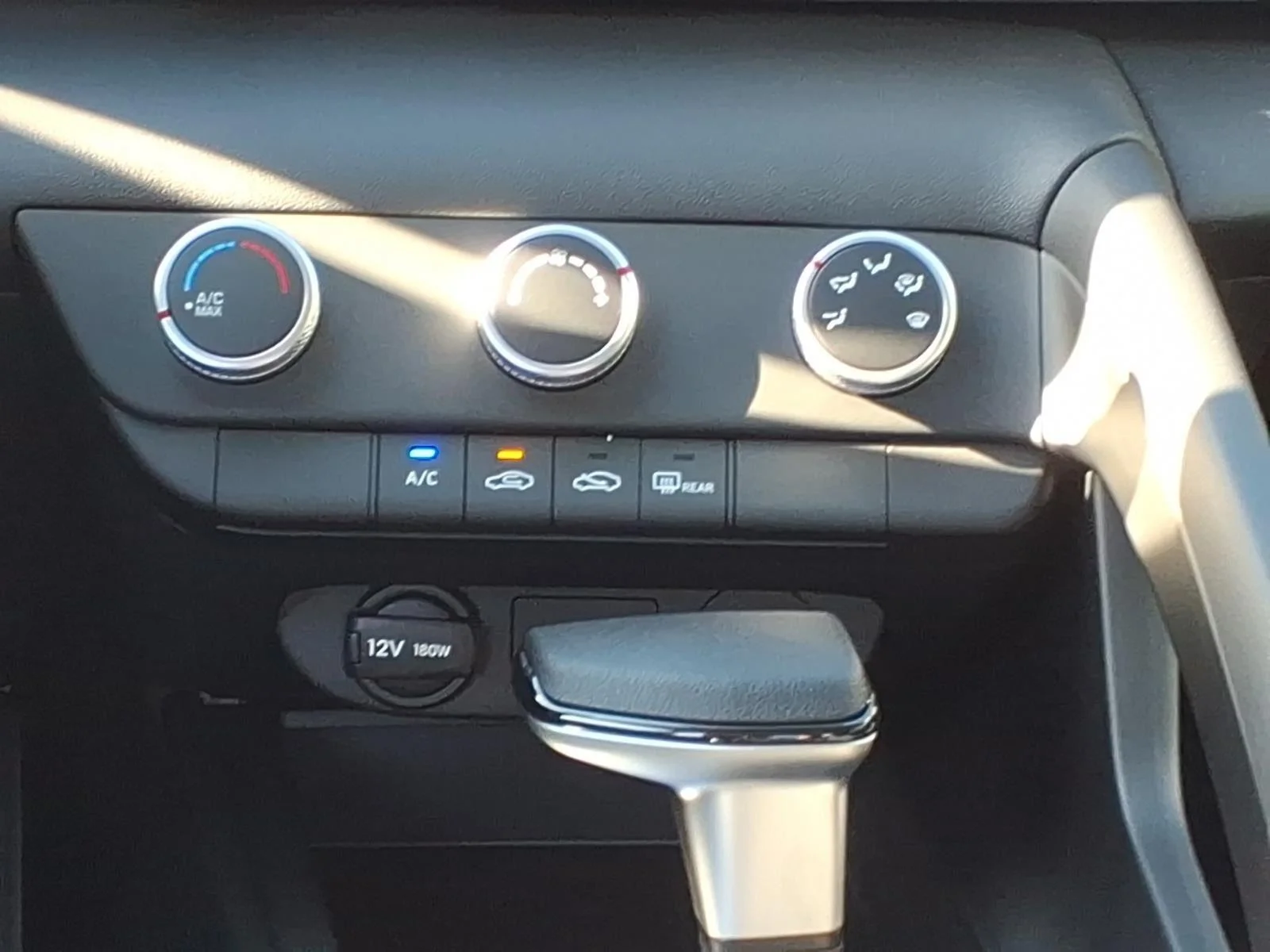 New 2026 Amazon Gray Hyundai SE image 21