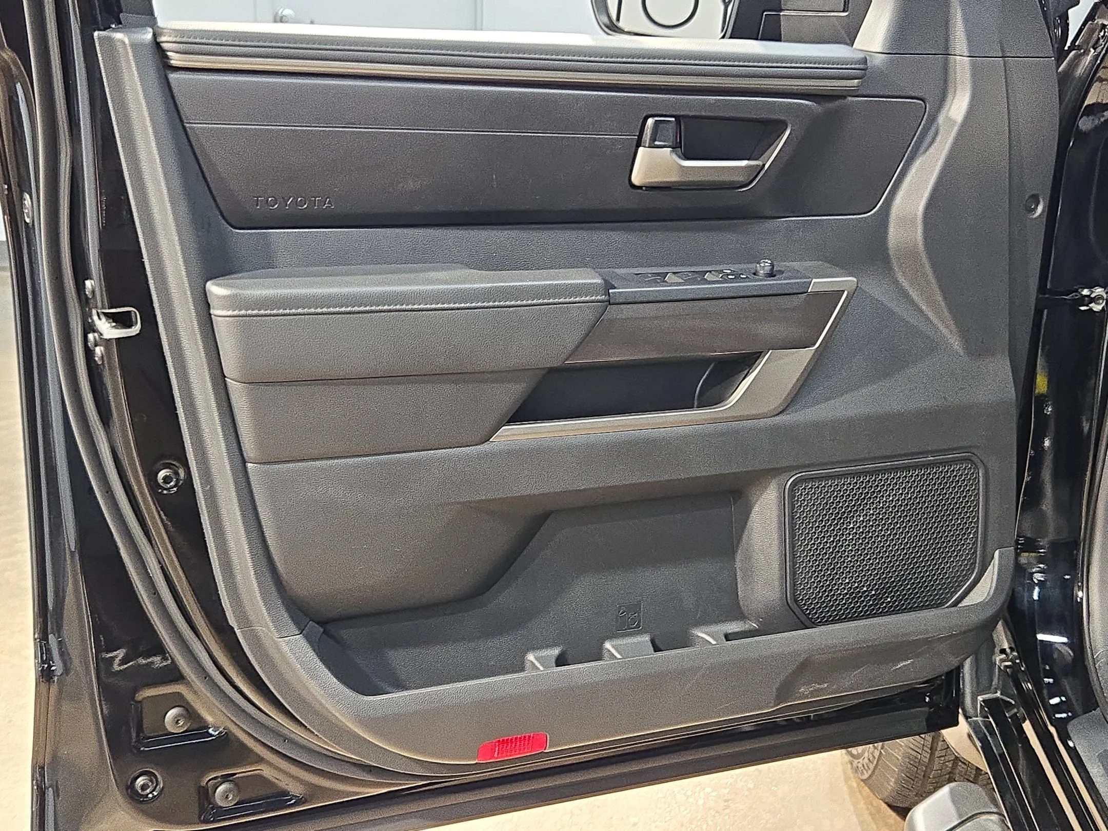 Certified Used 2025 Midnight Black Metallic Toyota SR5 image 19