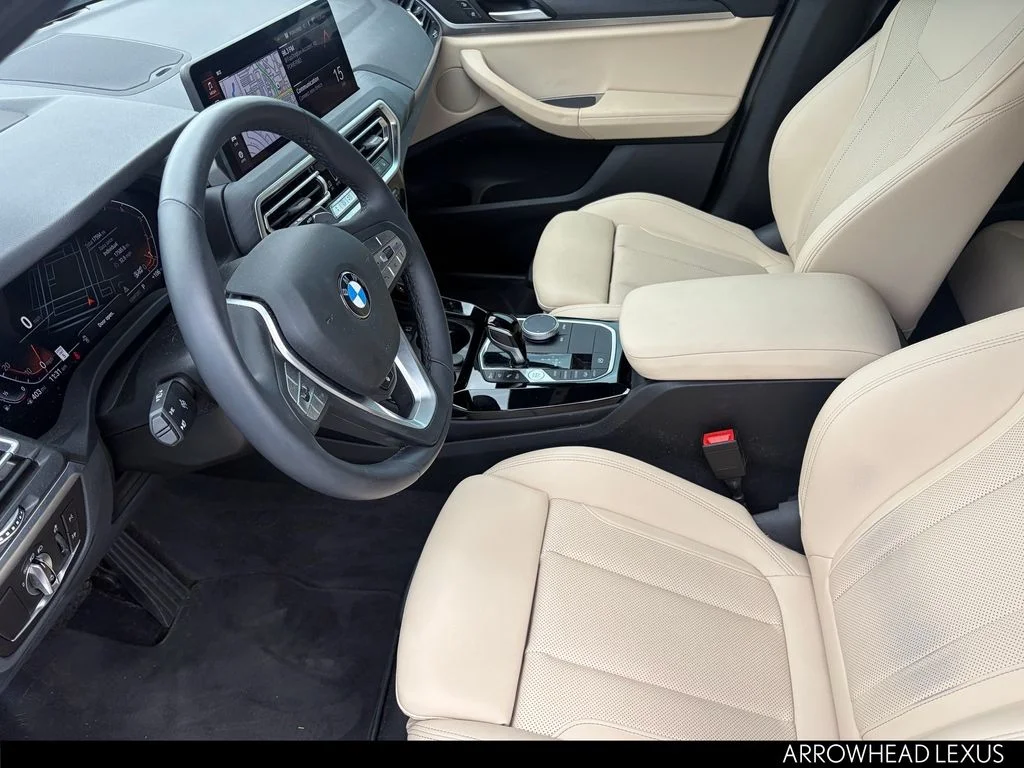Used 2024 White BMW xDrive30i image 10