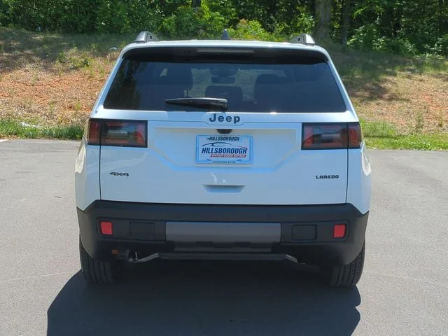 New 2026 Bright White Clear-Coat Exterior Paint Jeep Laredo image 12