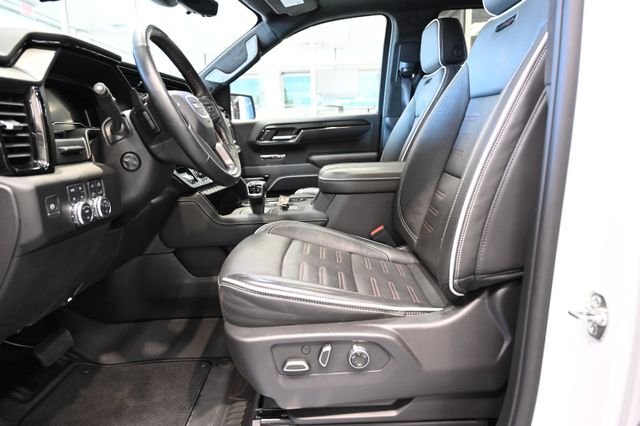 2025 GMC Sierra 1500 AT4X - Photo 14