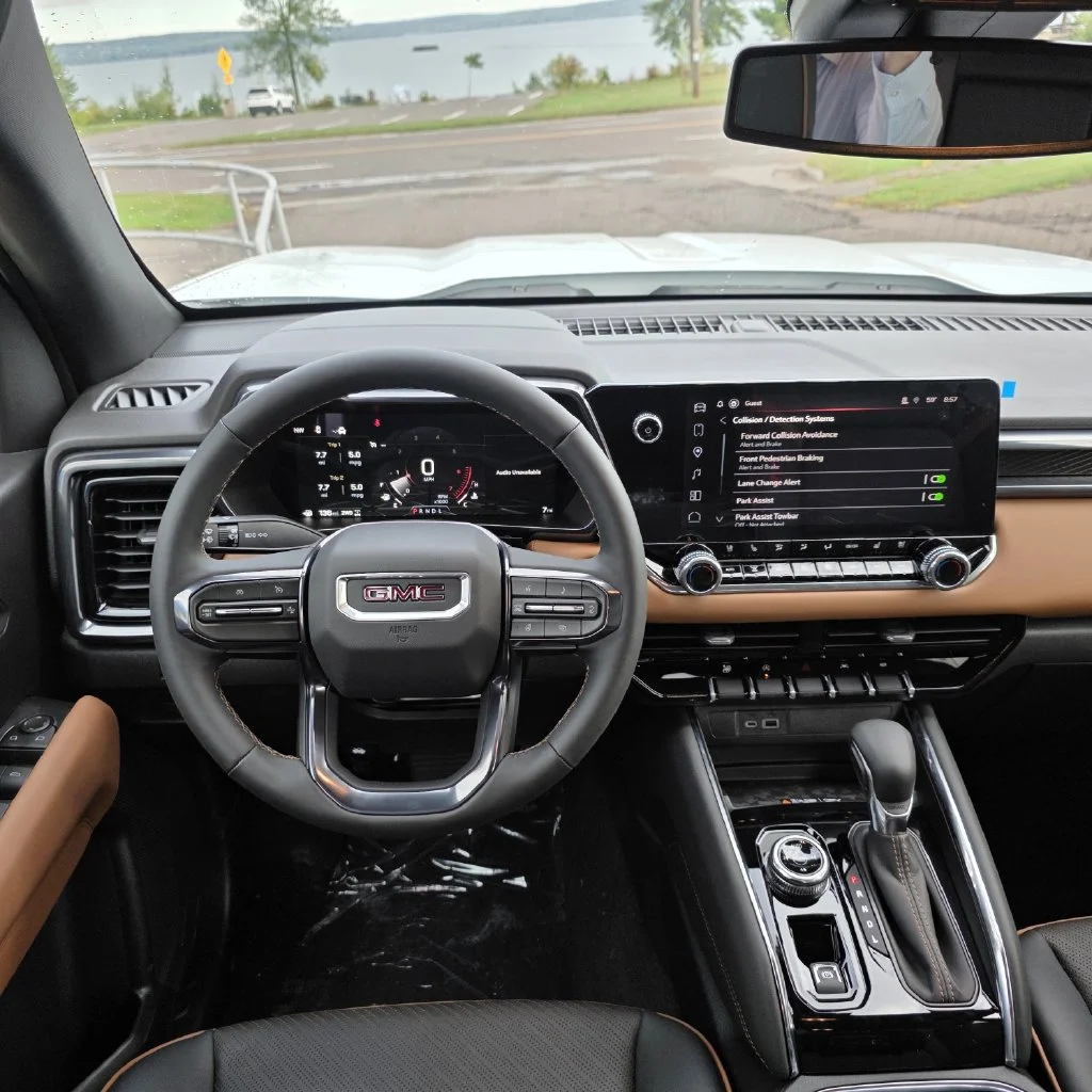 2026 GMC Canyon AT4 - Photo 19