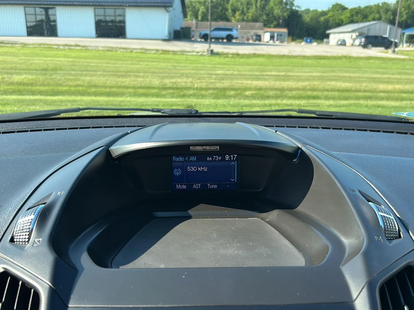 Used 2013 Ingot Silver Metallic Ford SE image 10