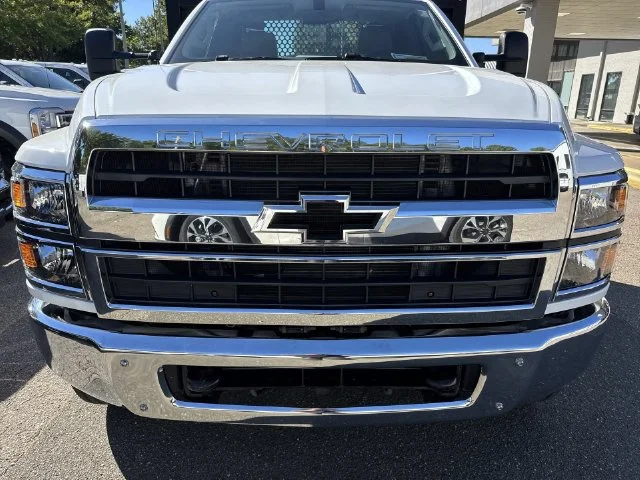 Used 2020 White Chevrolet Work Truck image 10