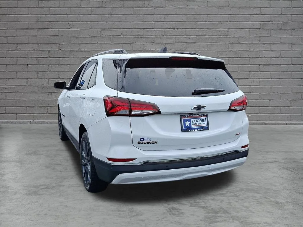 Used 2022 Summit White Chevrolet RS image 9