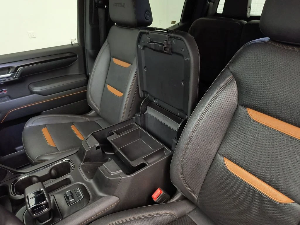 Used 2022 Summit White GMC AT4 image 28