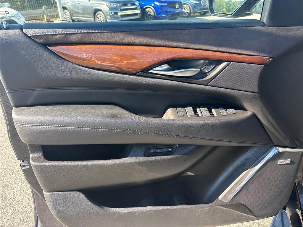 2015 Cadillac Escalade Luxury - Photo 20