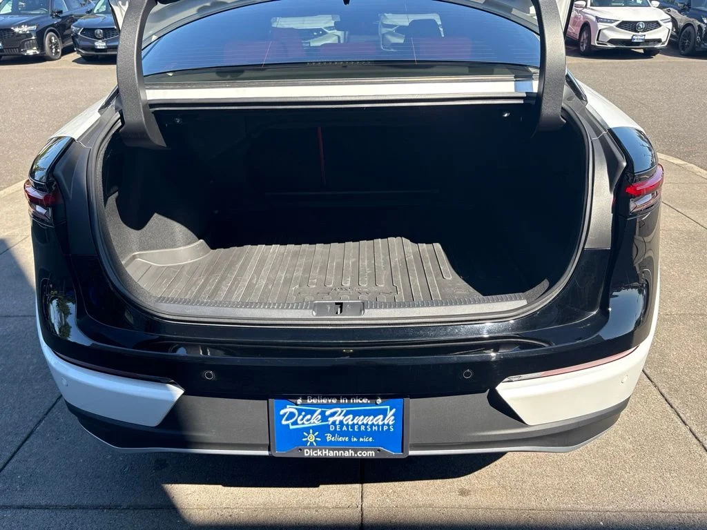 Used 2026  Toyota Platinum image 30