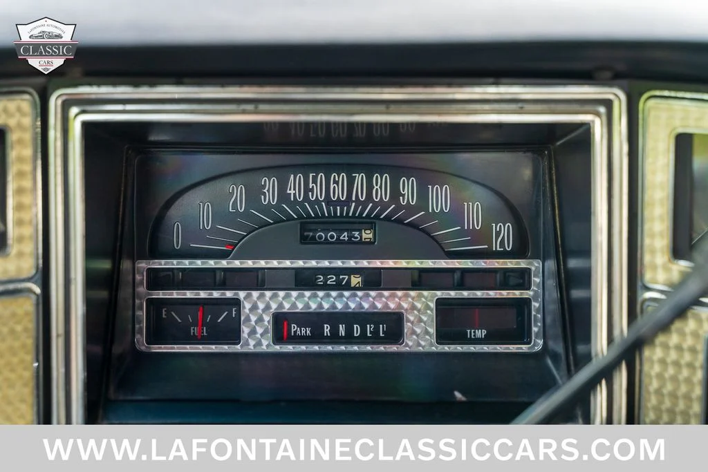 Used 1972  Buick  image 4