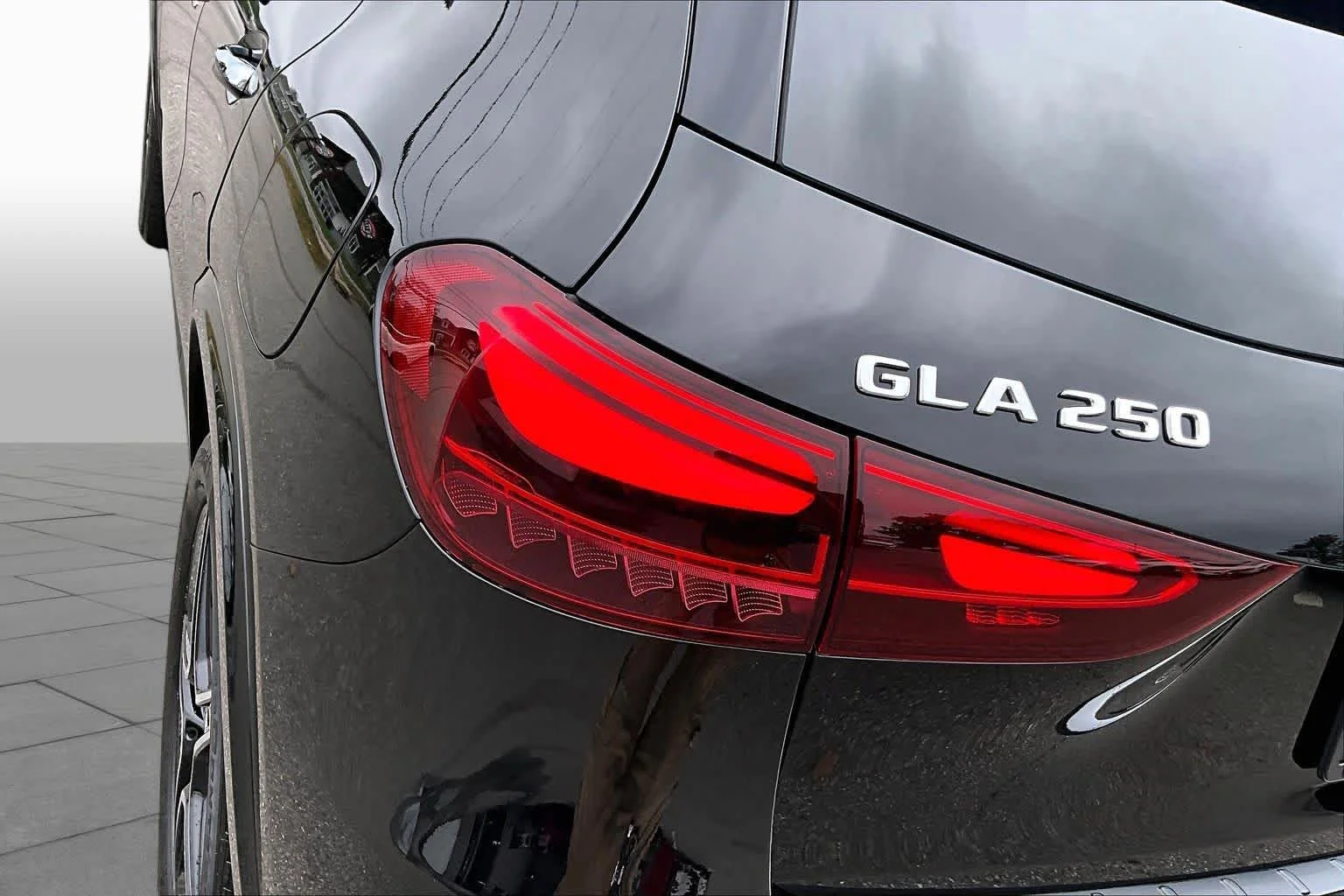Certified Used 2024 Night Black Mercedes-Benz GLA 250 image 27