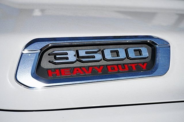 New 2026 Bright White Clear-Coat Exterior Paint RAM Big Horn image 11