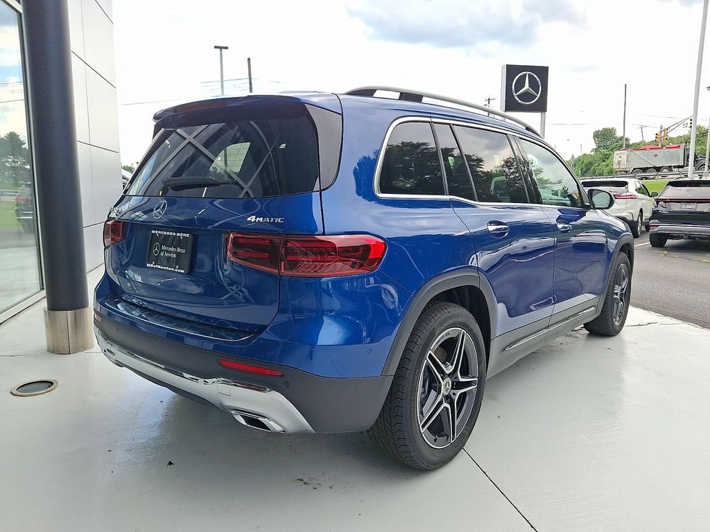 New 2026 Starling Blue Metallic Mercedes-Benz GLB 250 image 3