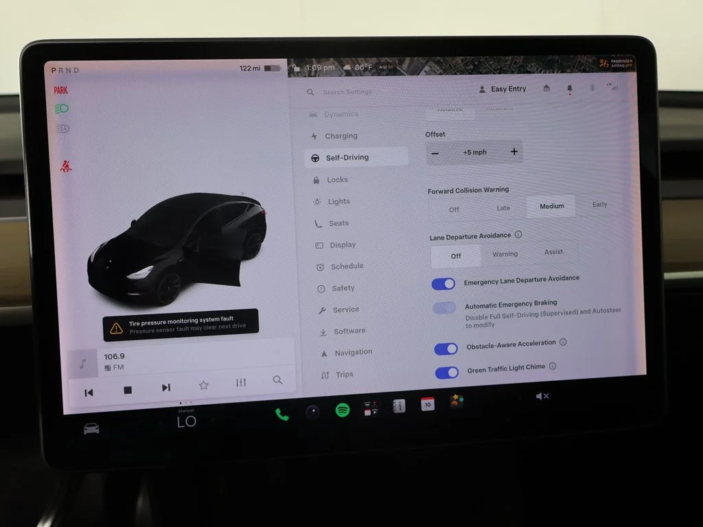 Used 2021 Black Tesla Long Range image 53