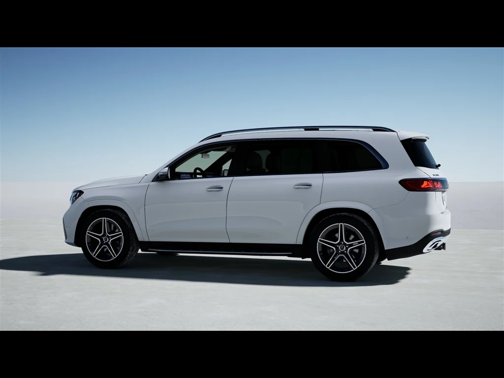 New 2027 Polar White Mercedes-Benz GLS 450 image 27