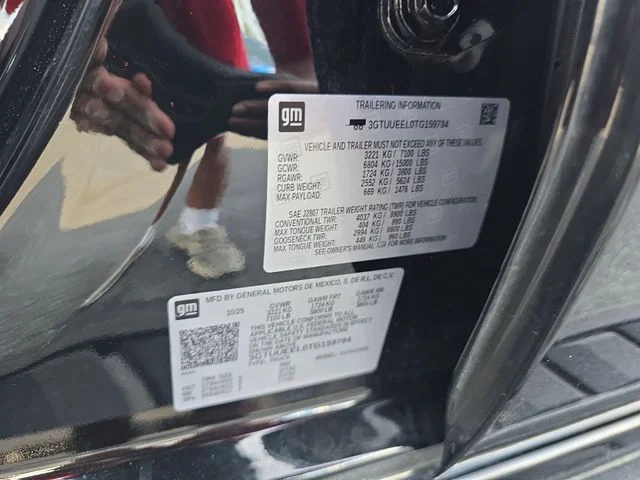 Used 2026 Black GMC AT4 image 37