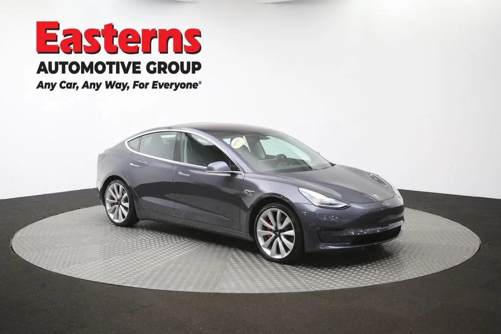 Used 2018 Gray Tesla Long Range image 44