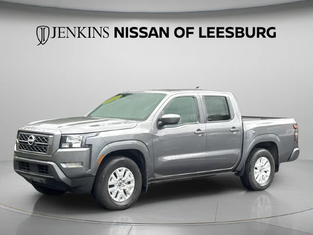 Used 2023 Gray Nissan SV image 14