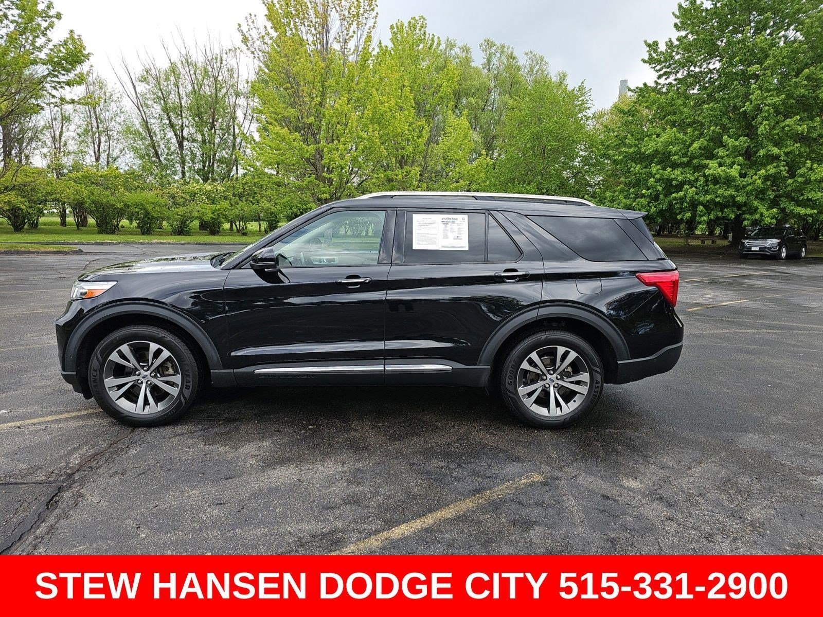 2020 Ford Explorer Platinum 4WD's photo