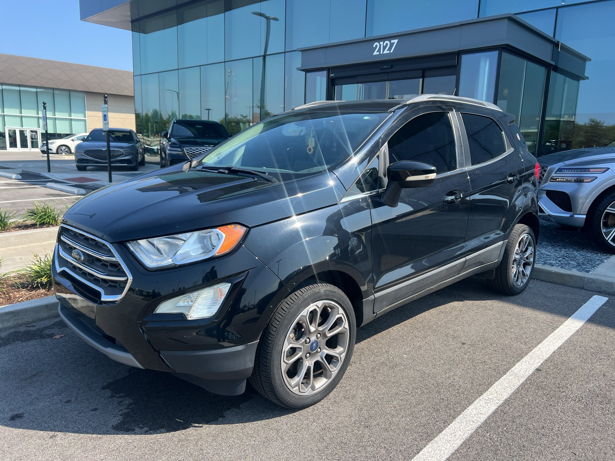 Used 2018 Shadow Black Ford Titanium image 3