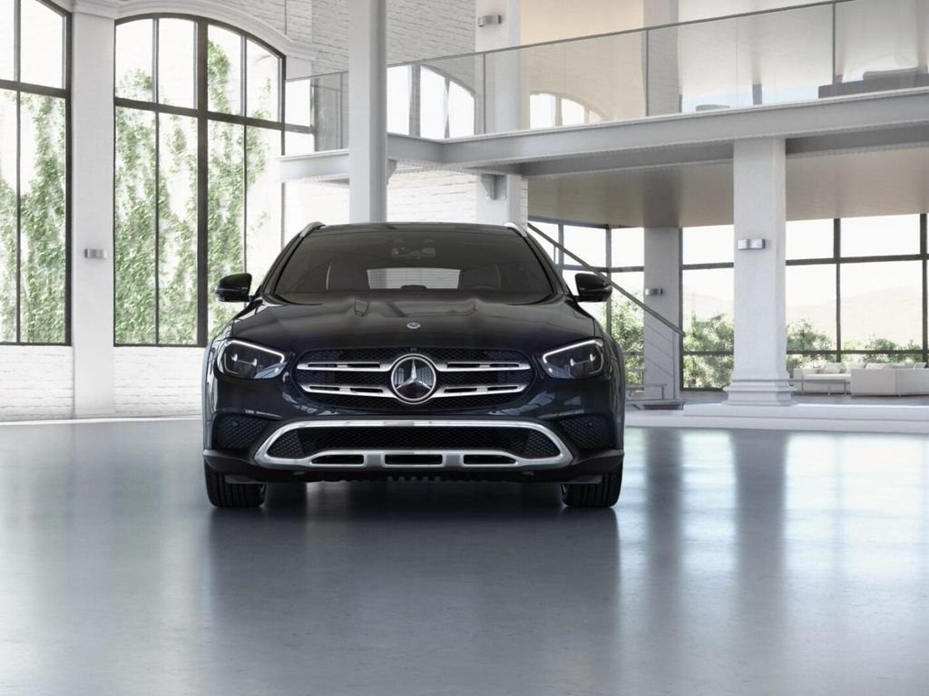 Certified Used 2022 Black Mercedes-Benz  image 8