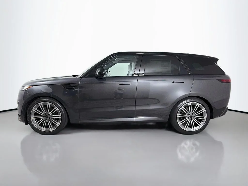 New 2026 Carpathian Grey Land Rover Dynamic SE image 8
